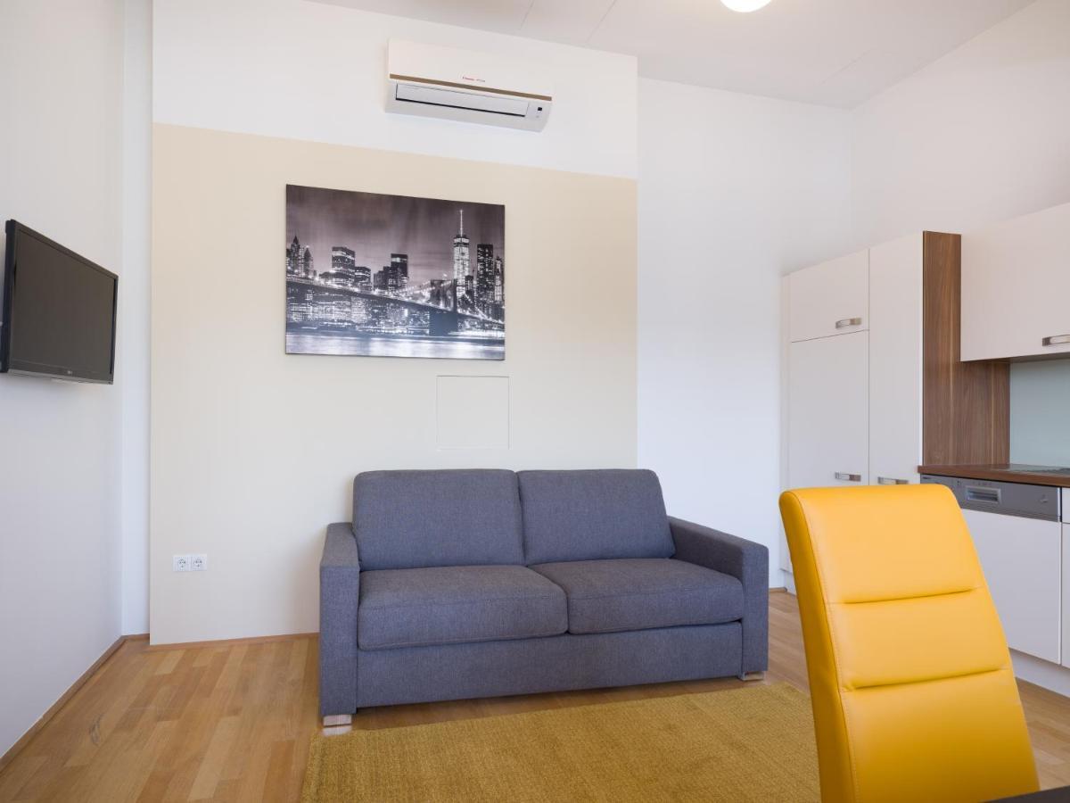 Vienna Stay Apartments Pezzl 1170 Buitenkant foto