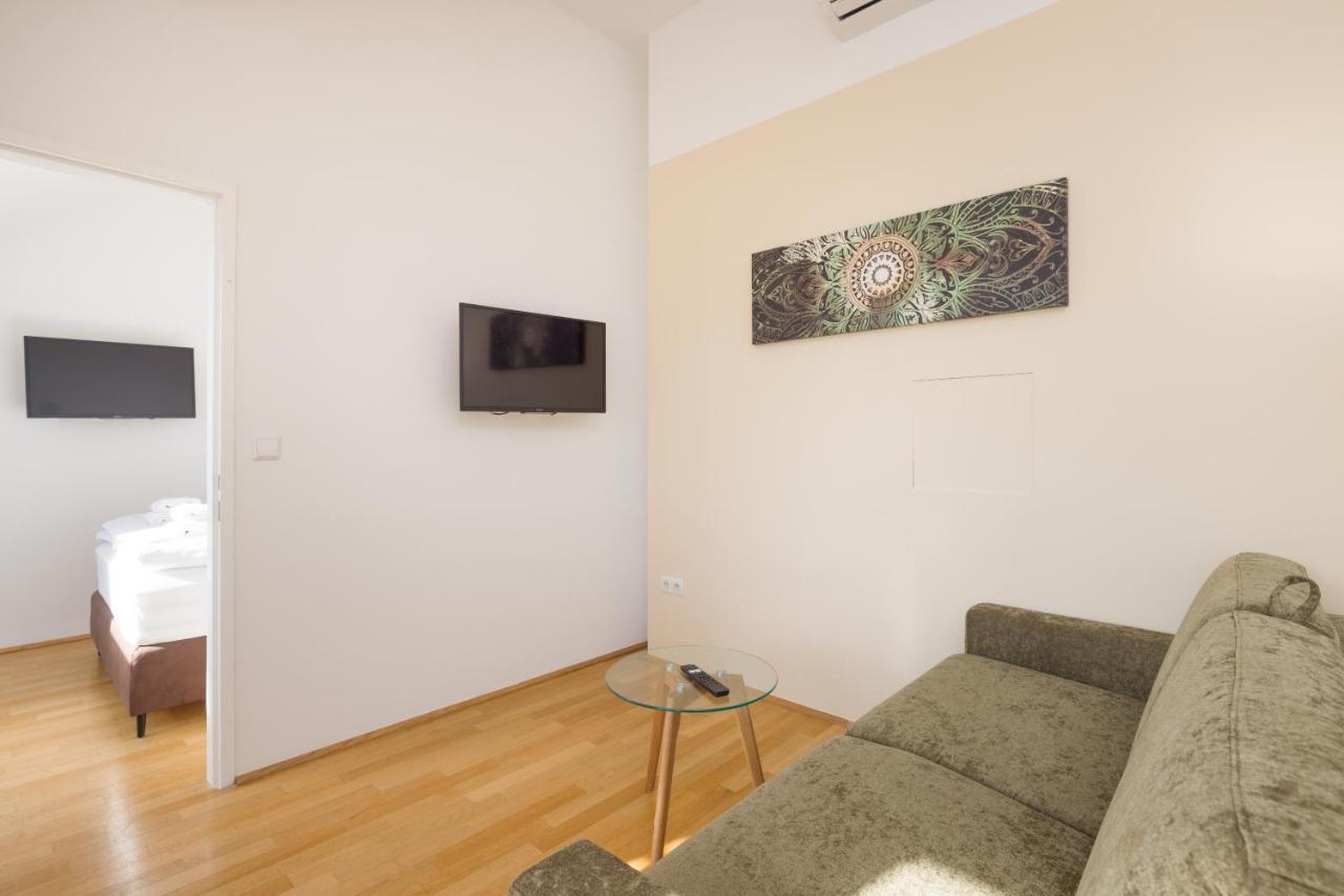 Vienna Stay Apartments Pezzl 1170 Buitenkant foto