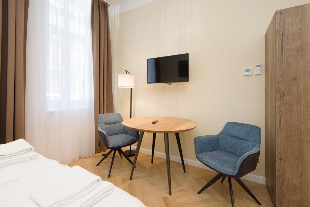Vienna Stay Apartments Pezzl 1170 Buitenkant foto