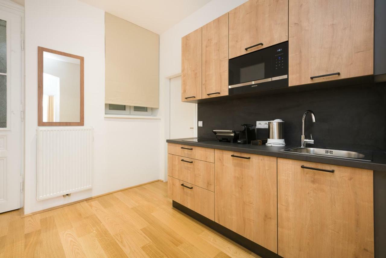Vienna Stay Apartments Pezzl 1170 Buitenkant foto