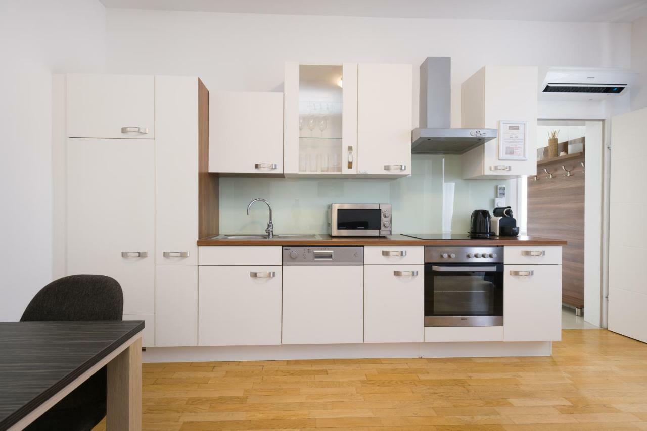 Vienna Stay Apartments Pezzl 1170 Buitenkant foto