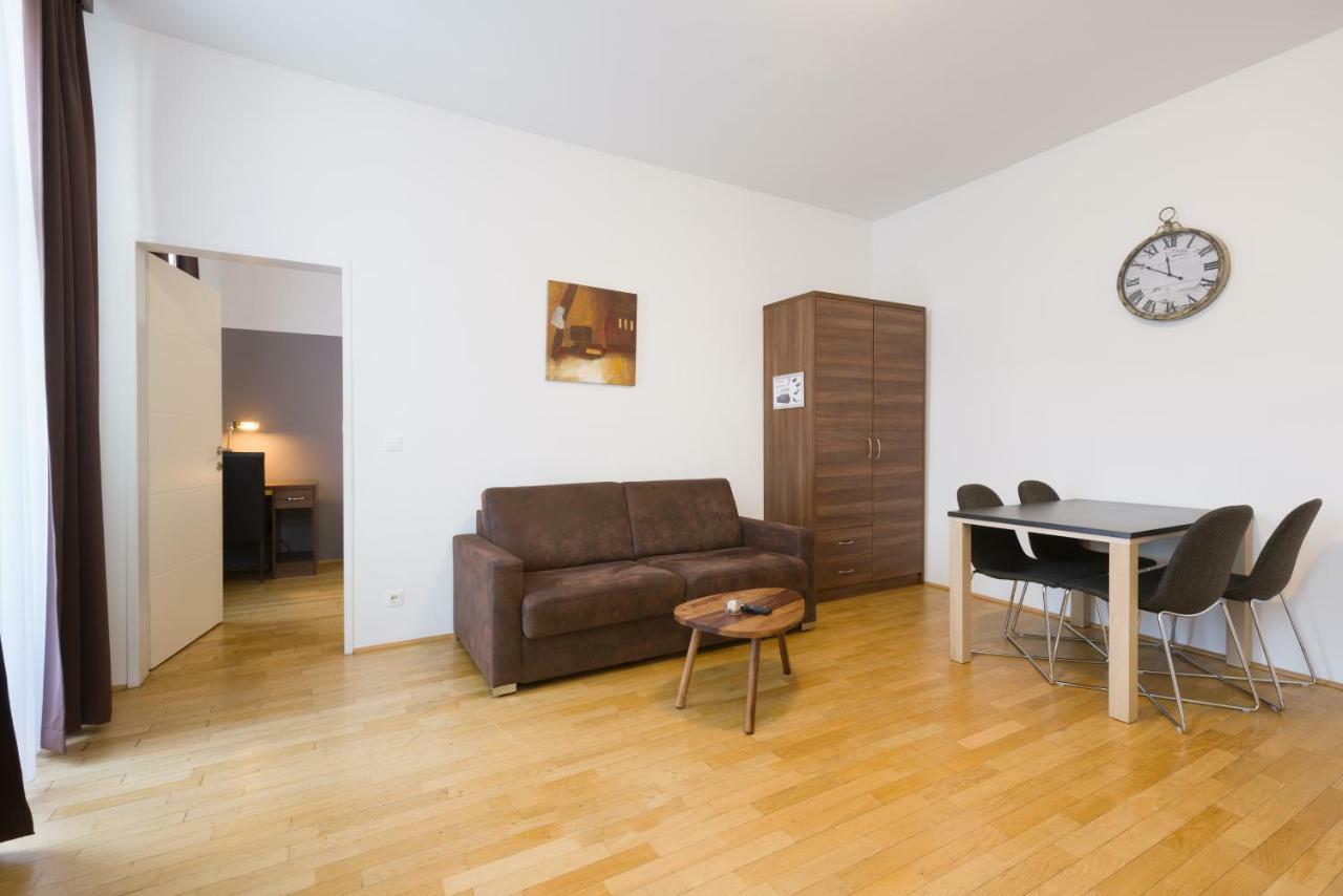 Vienna Stay Apartments Pezzl 1170 Buitenkant foto